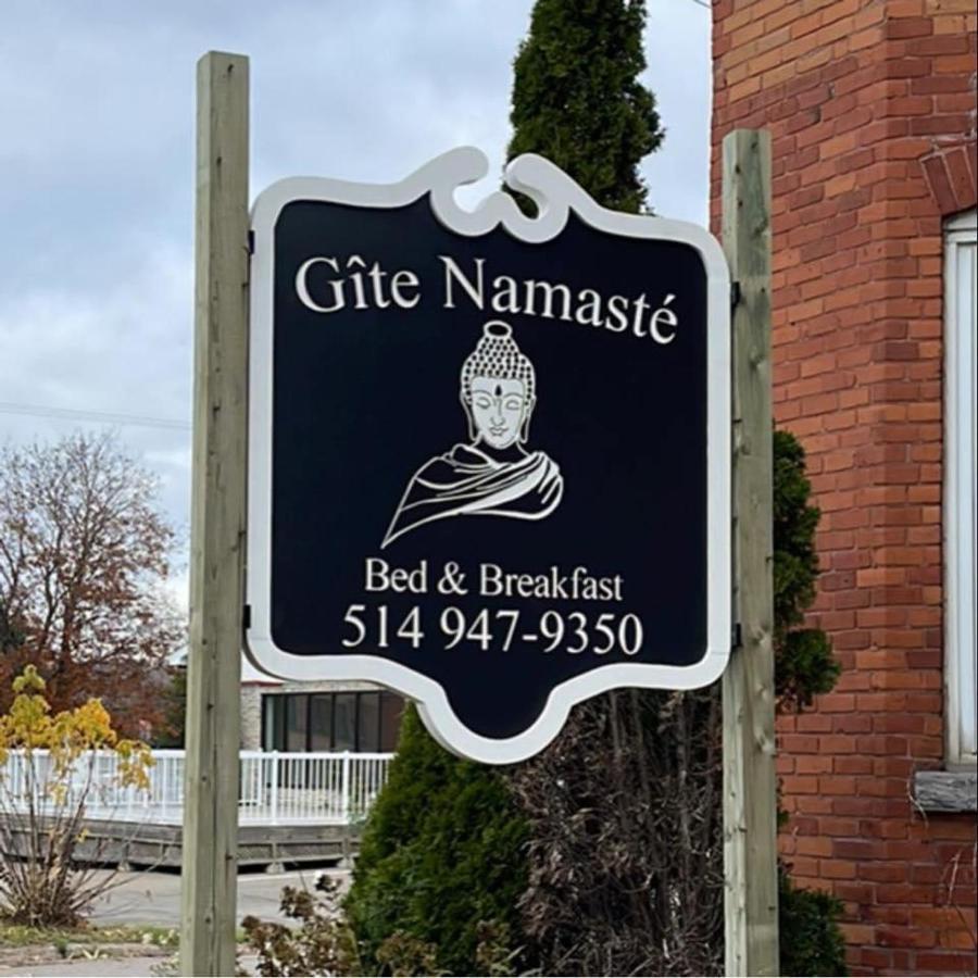 Auberge Et Bistro Namaste Lachute Dış mekan fotoğraf