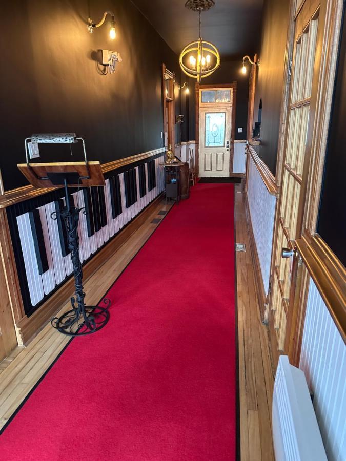 Auberge Et Bistro Namaste Lachute Dış mekan fotoğraf