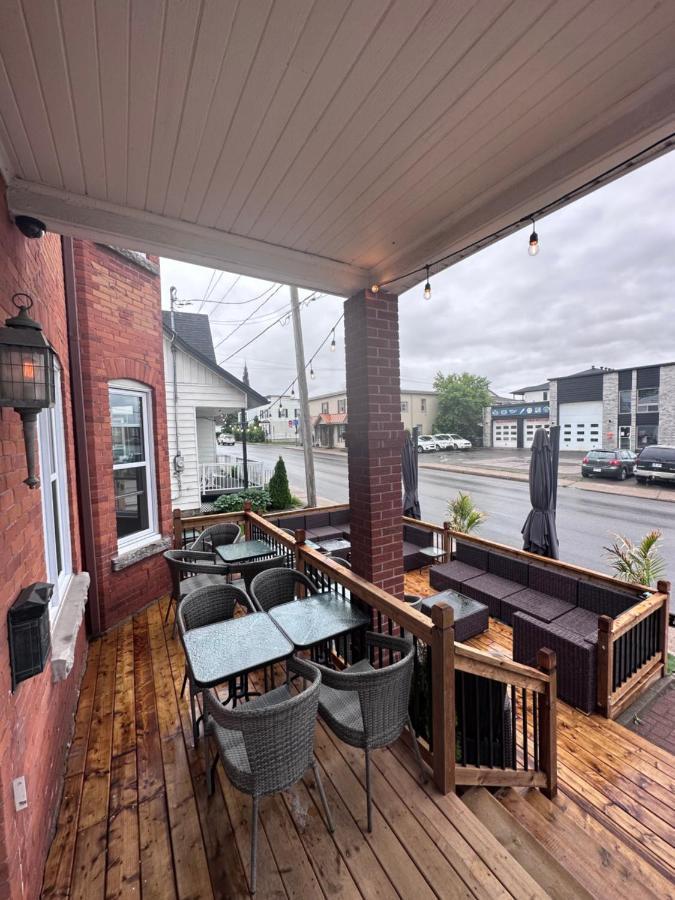 Auberge Et Bistro Namaste Lachute Dış mekan fotoğraf